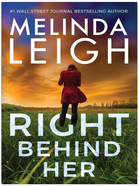 Right Behind Her (Bree Taggert Book 4)